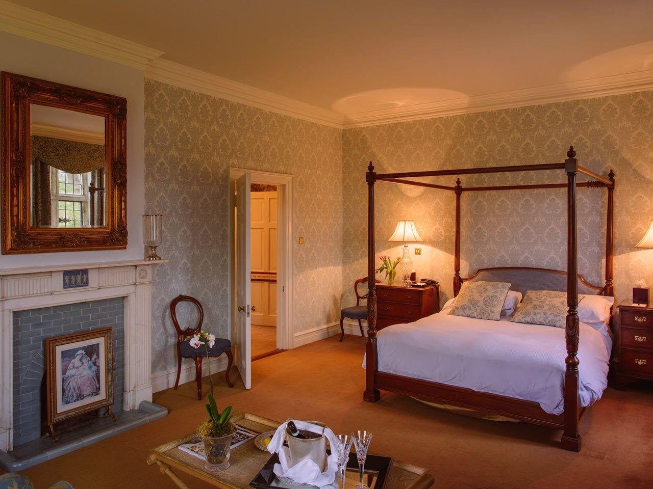 Waterford Castle Hotel & Golf Resort Ballinakill  Exterior foto